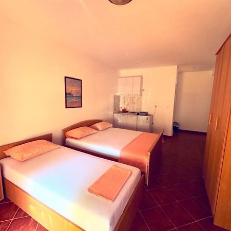 Guesthouse Mb Knezevic Будва Экстерьер фото