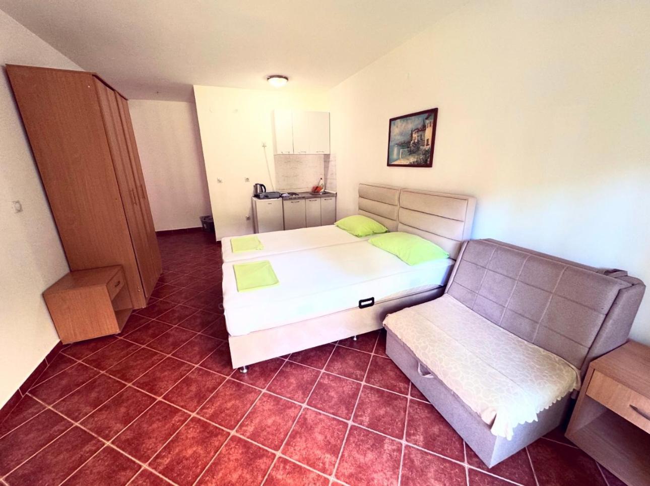Guesthouse Mb Knezevic Будва Экстерьер фото