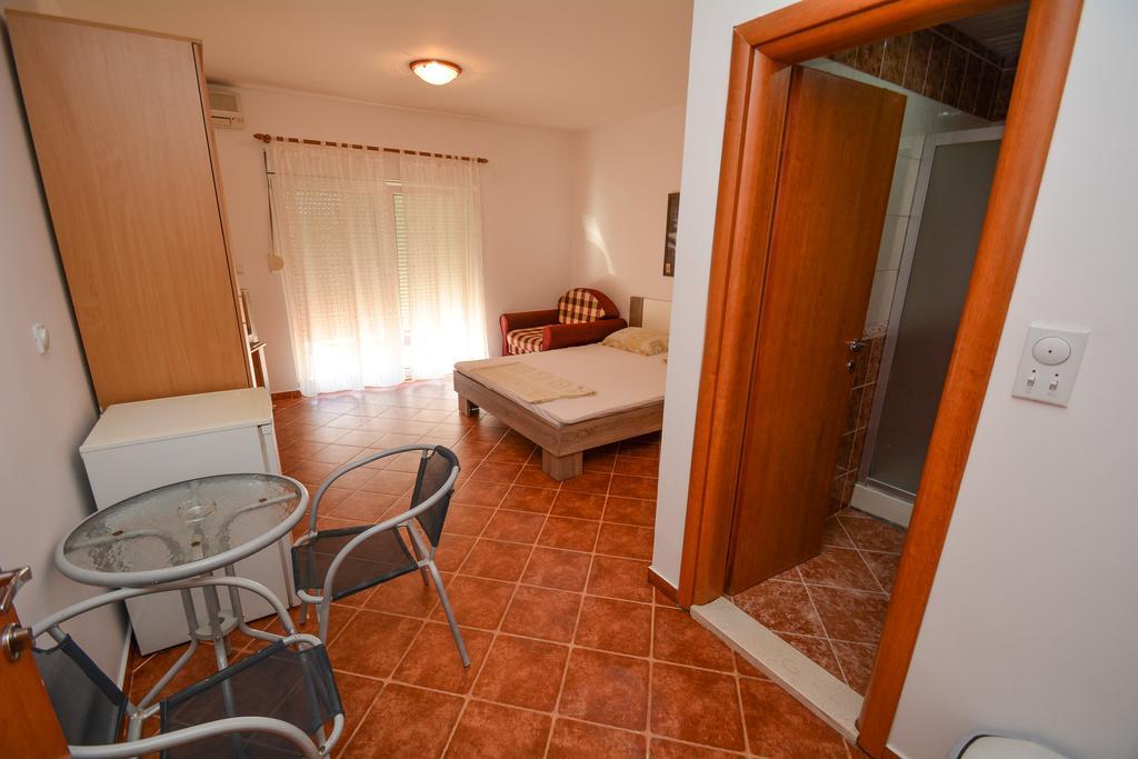 Guesthouse Mb Knezevic Будва Экстерьер фото