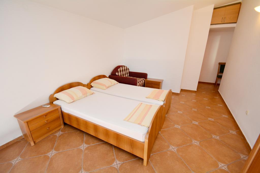 Guesthouse Mb Knezevic Будва Экстерьер фото